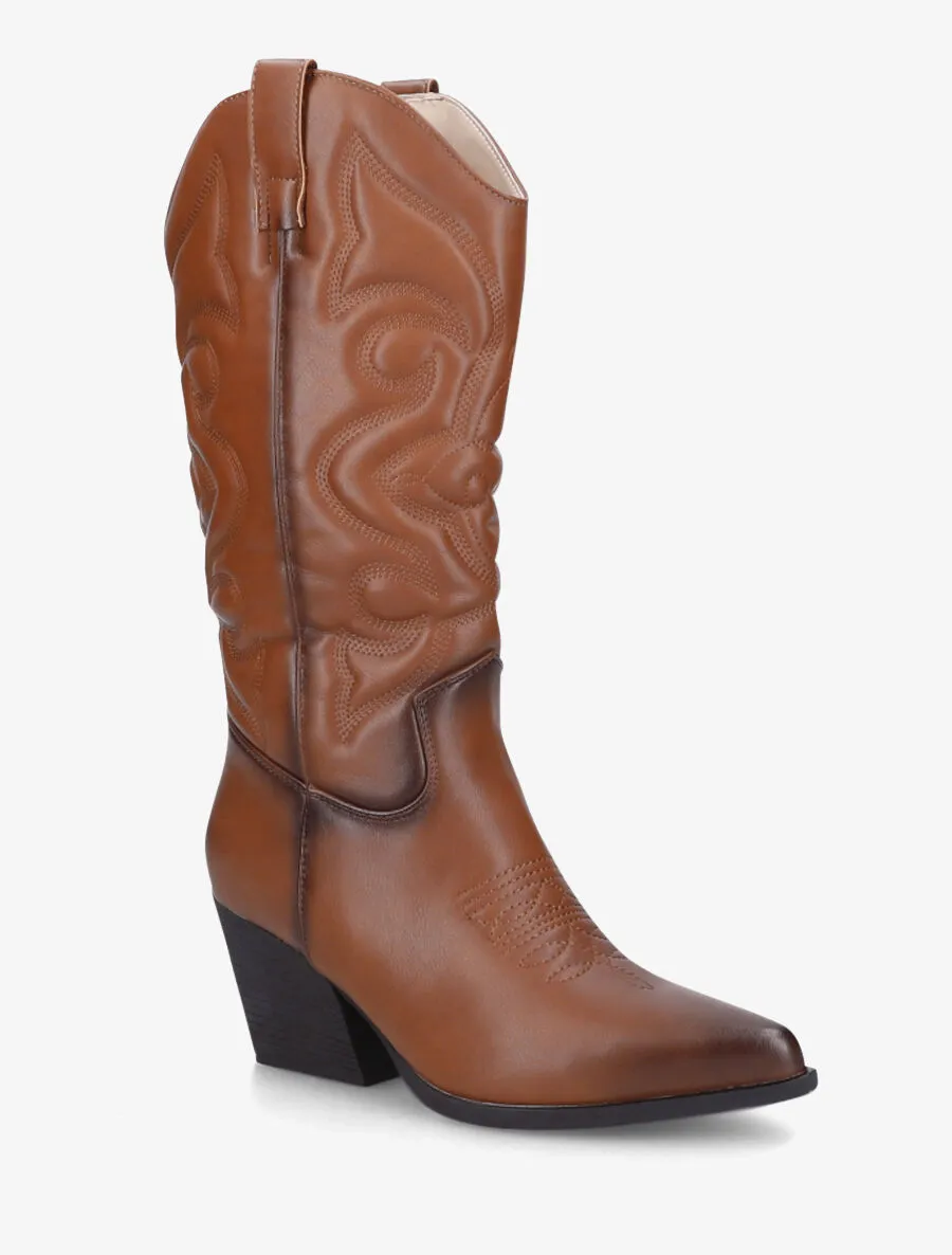 Bottes à talons style santiags